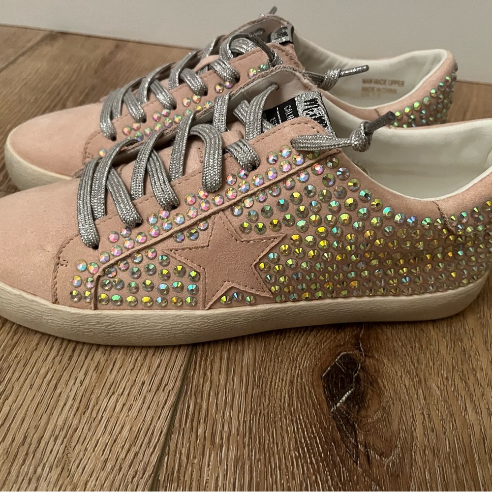 Rhinestone Embellished Sneakers with Star Detail